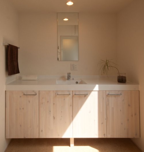 岐阜のFrameWork設計事務所の物件「鏡島の家」　子世帯　洗面