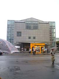 建築家　槇文彦さん設計の京都国立近代美術館で開催中の藤田嗣治展